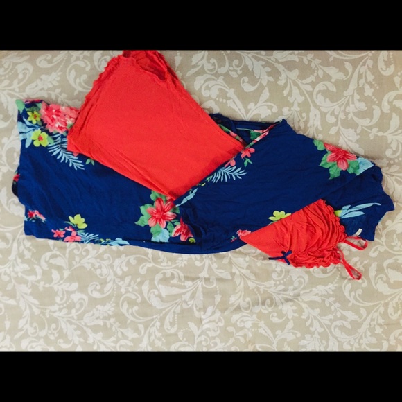 Gown - Picture 9 of 11